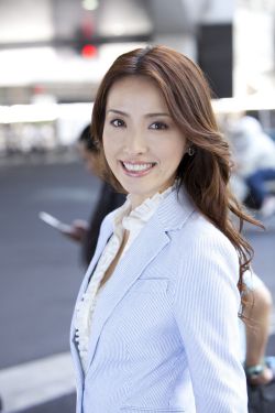 男朋友拉我的手去握那里什么心理